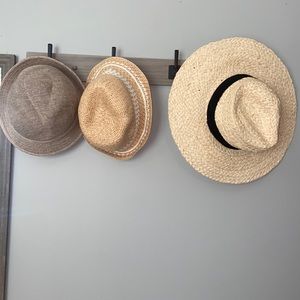 Three neutral hats💐
